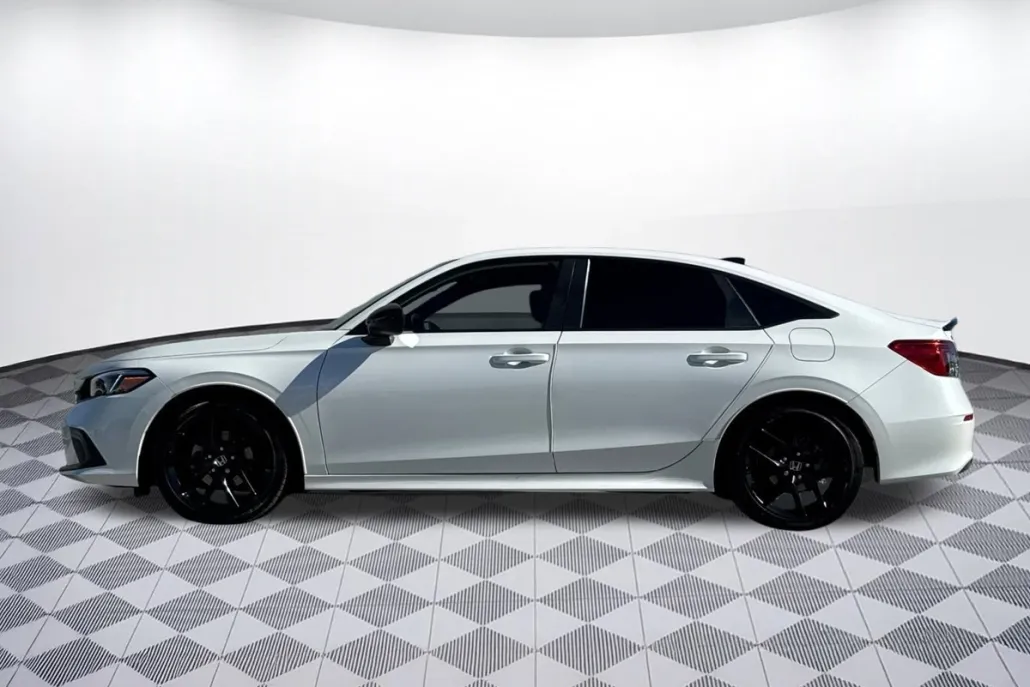 2022 Honda Civic Sport photo 1