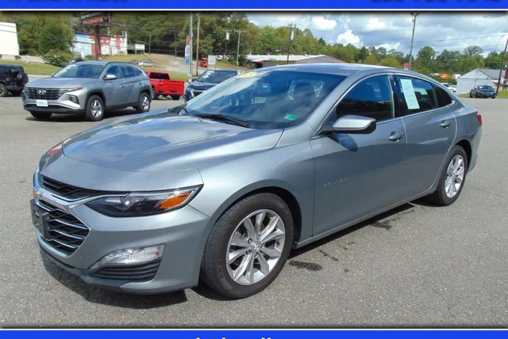 2023 Chevrolet Malibu 1LT photo 1