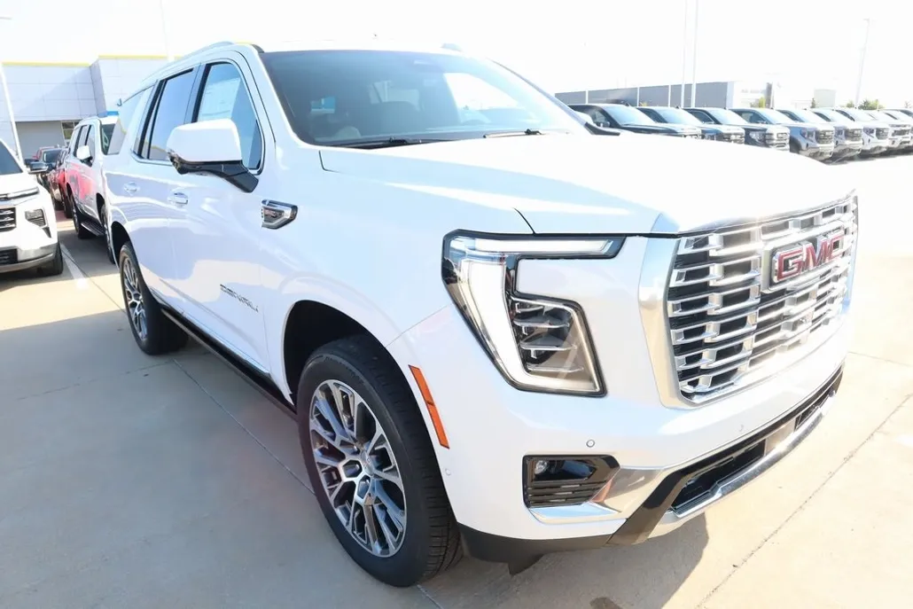 2025 Gmc Yukon Denali photo 1
