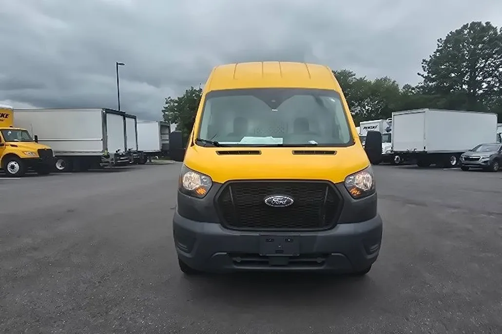 2021 Ford Transit photo 1