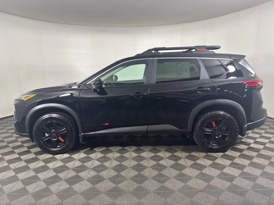 2025 Nissan Rogue SV photo 1