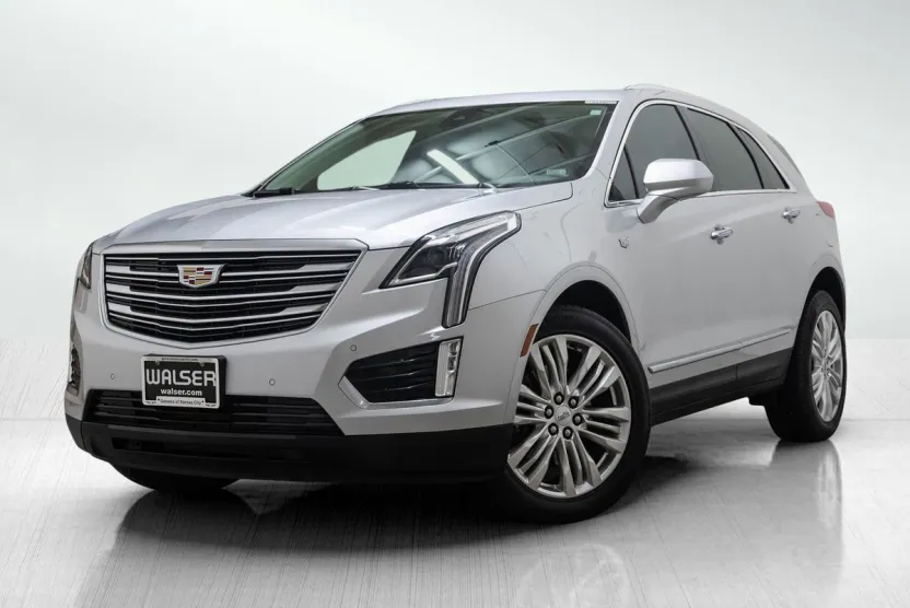 2018 Cadillac XT5 Premium Luxury photo 1