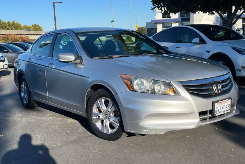 2012 Honda Accord SE photo 1