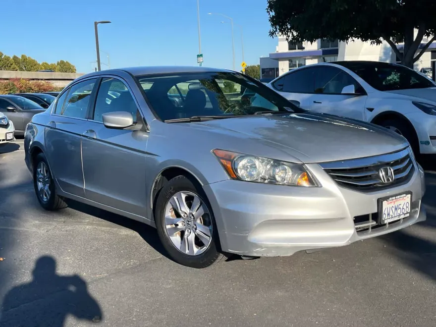 2012 Honda Accord SE photo 1