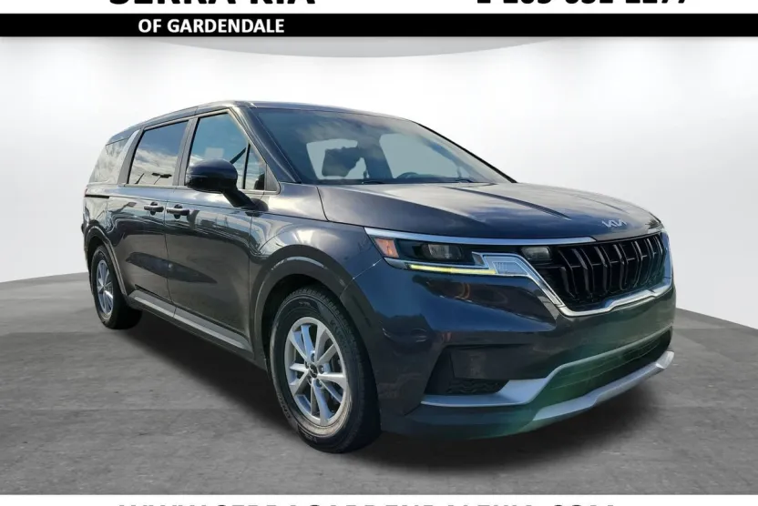 2023 Kia Carnival LX photo 1