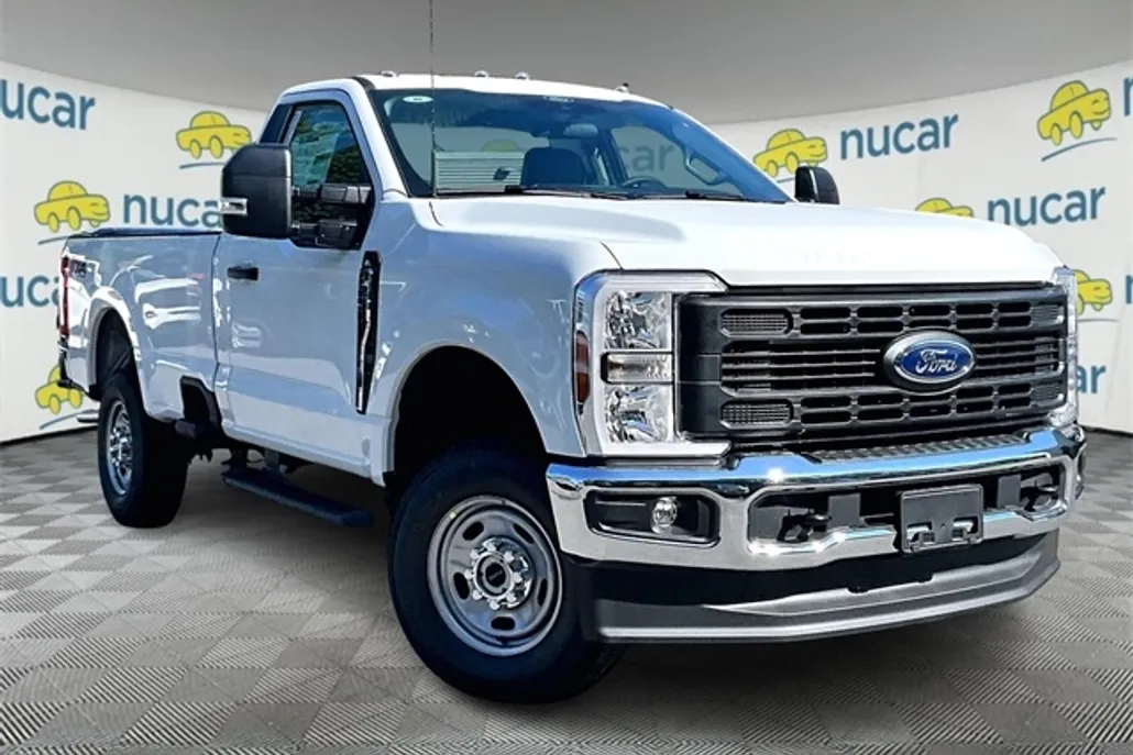 2025 Ford F-250 photo 1