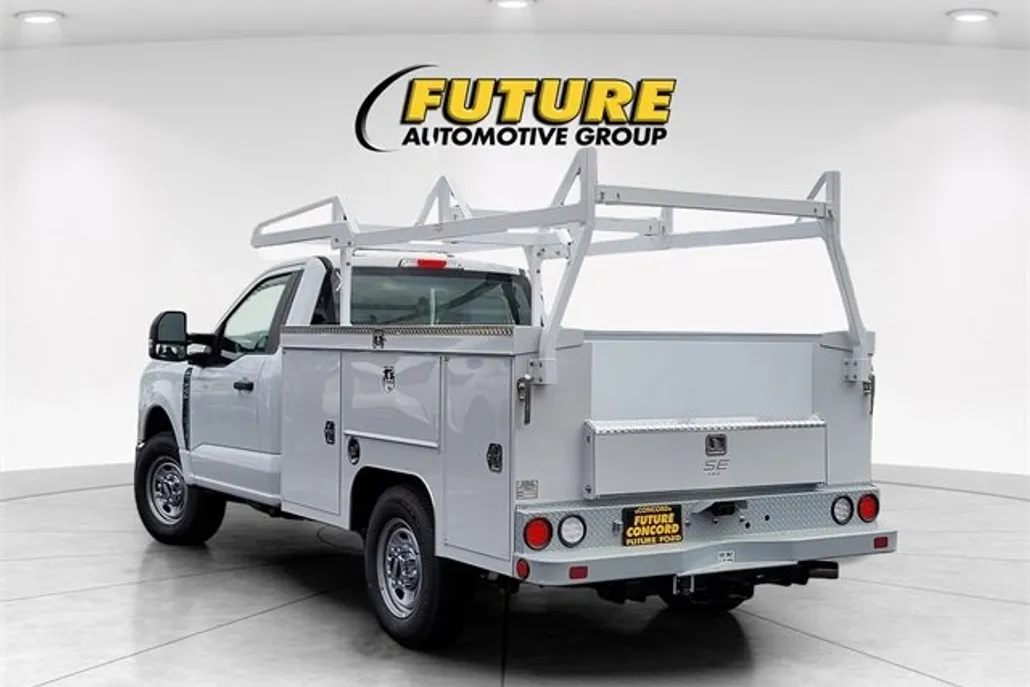 2026 Ford F-250 XL photo 1