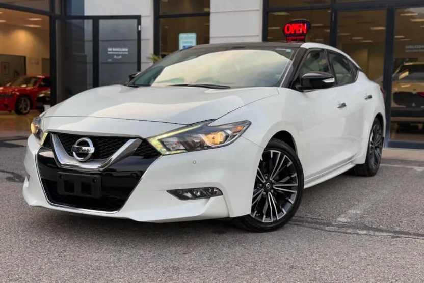 2016 Nissan Maxima SL photo 1