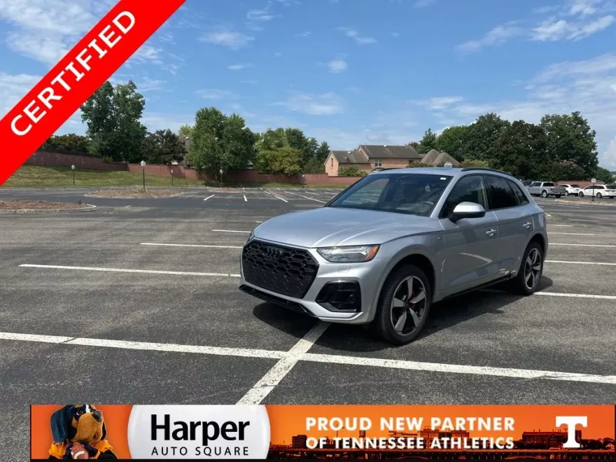2024 Audi Q5 45 S line Prestige Premium photo 1