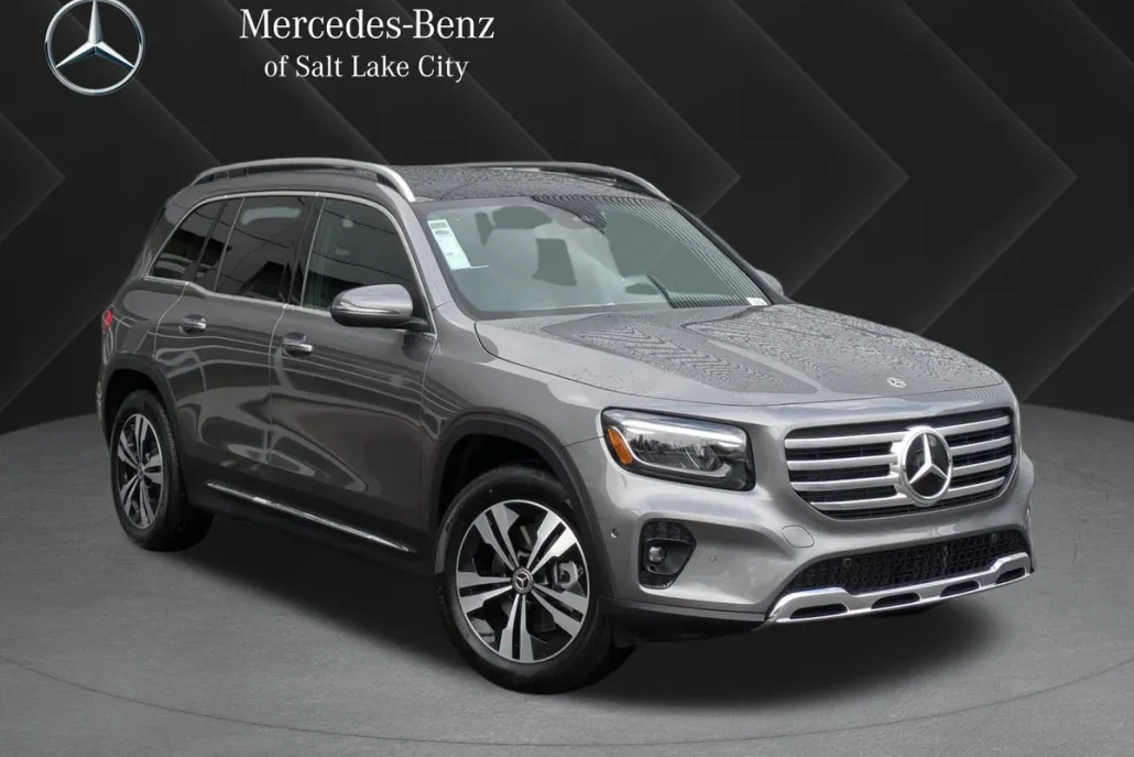 2025 Mercedes Benz GLB 250 4MATIC photo 1