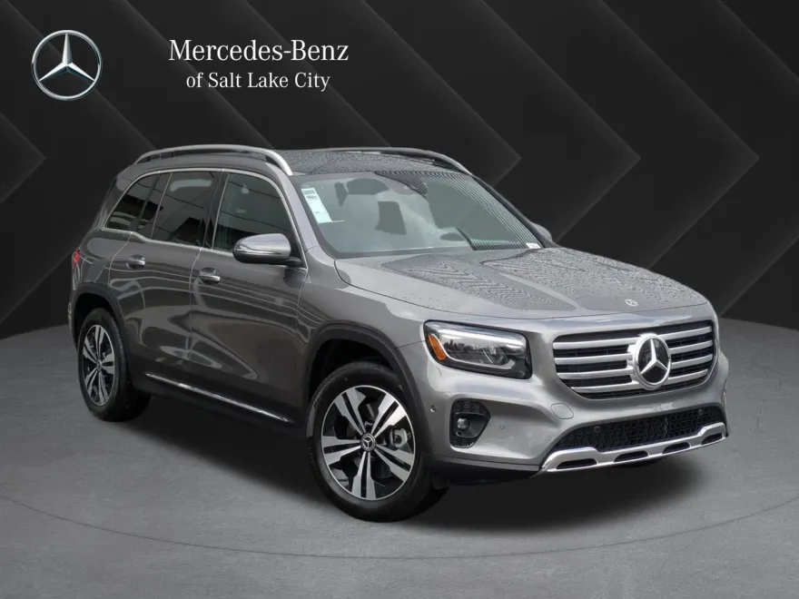 2025 Mercedes Benz GLB 250 4MATIC photo 1