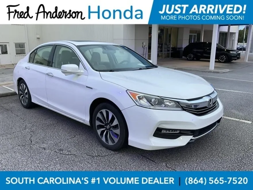 2017 Honda Accord Hybrid EX-L photo 1