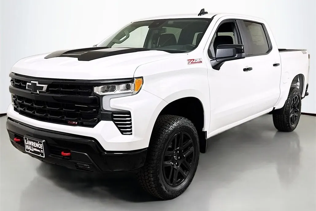 2026 Chevrolet Silverado 1500 LT Trail Boss photo 1