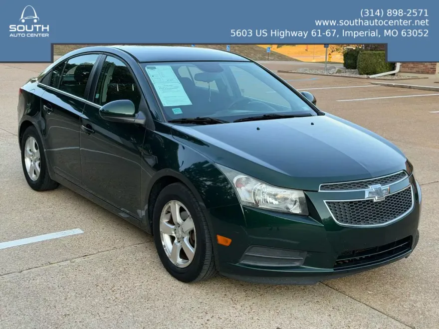 2014 Chevrolet Cruze photo 1