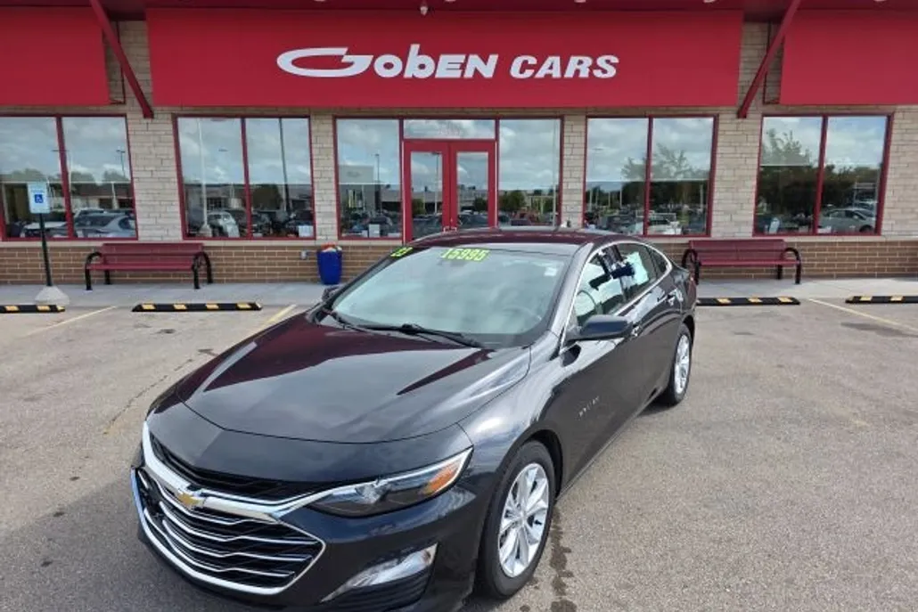 2023 Chevrolet Malibu 1LT photo 1