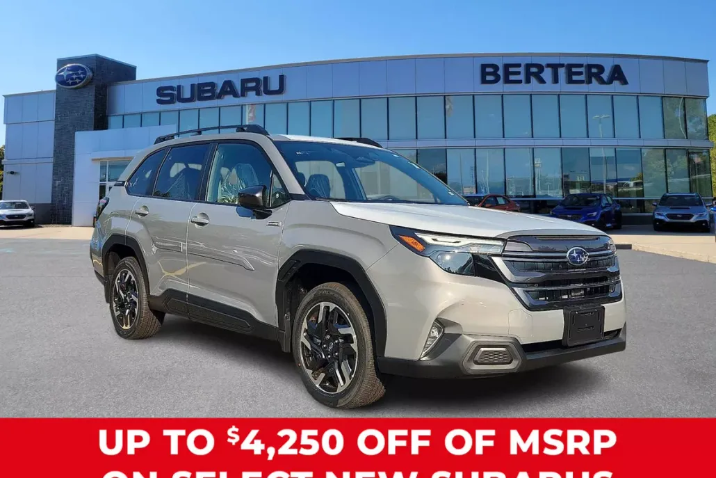 2025 Subaru Forester Premium photo 1
