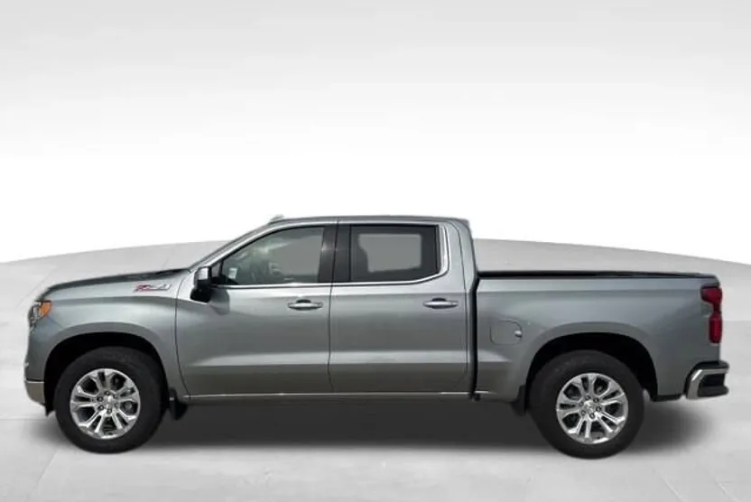 2023 Chevrolet Silverado 1500 LTZ photo 1