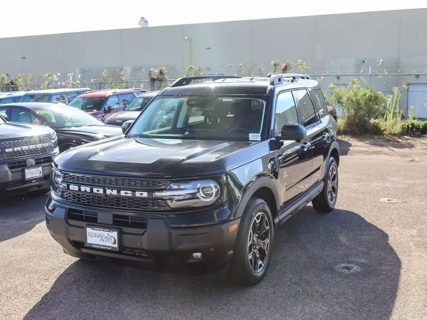 2025 Ford Bronco Sport Outer Banks photo 1