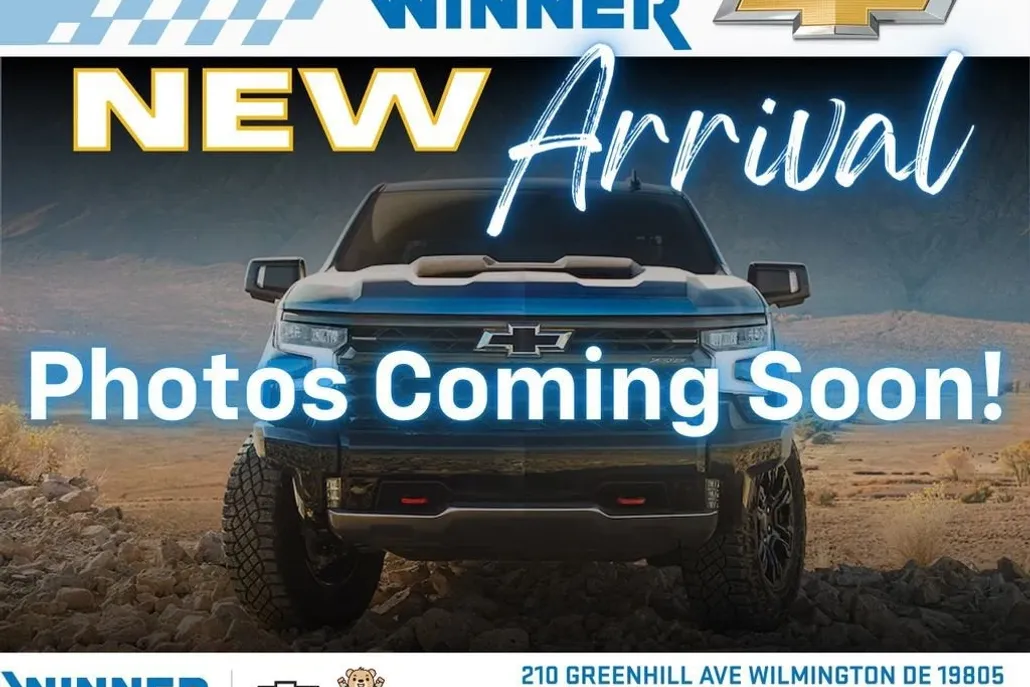 2022 Ford Explorer XLT photo 1