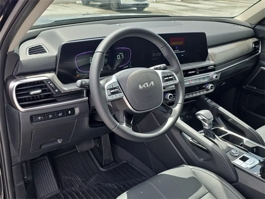 2025 Kia Telluride EX photo 6