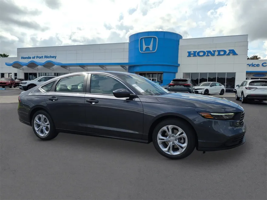 2025 Honda Accord 1.5T LX photo 1