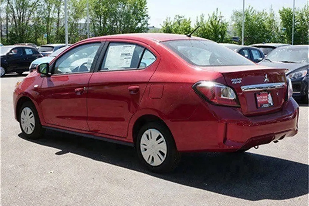 2024 Mitsubishi Mirage G4 ES photo 1