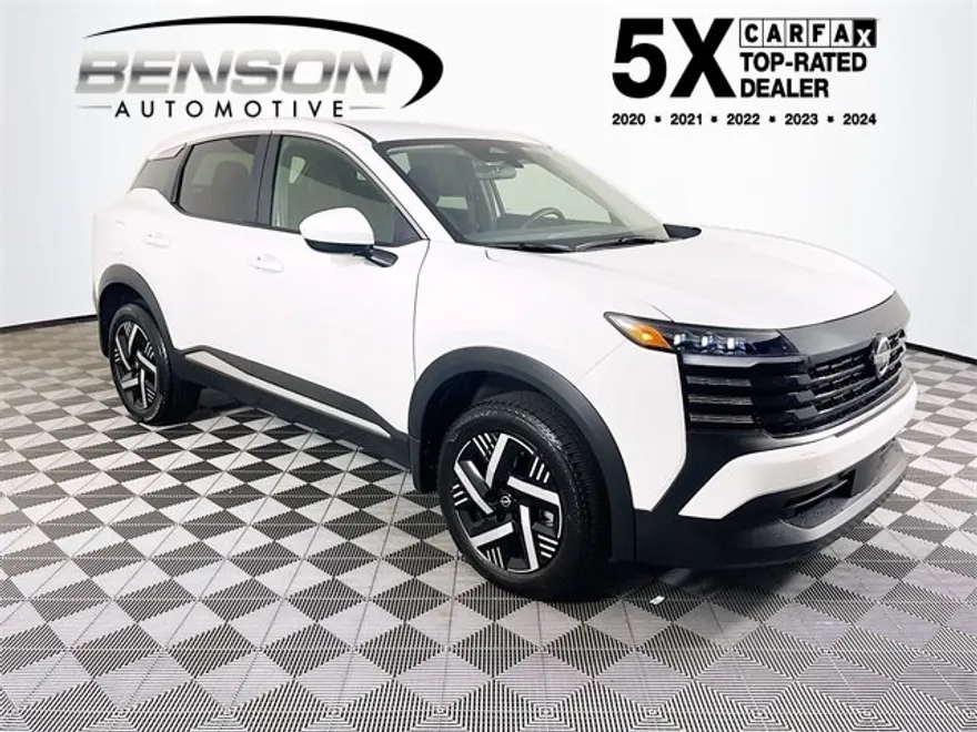 2025 Nissan Kicks SV photo 1