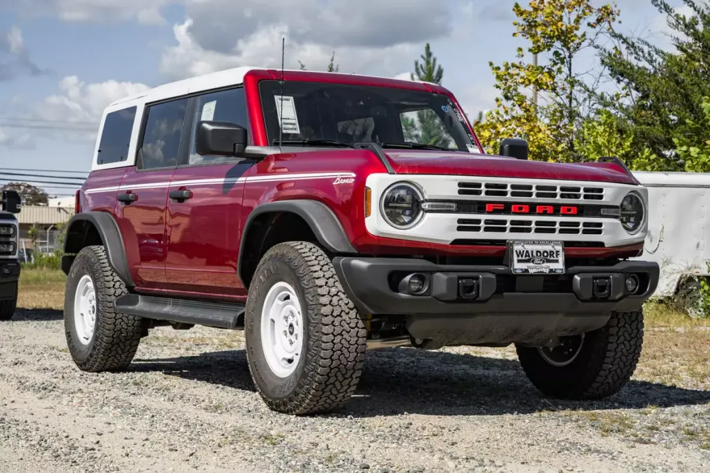 2025 Ford Bronco Heritage First Edition photo 1