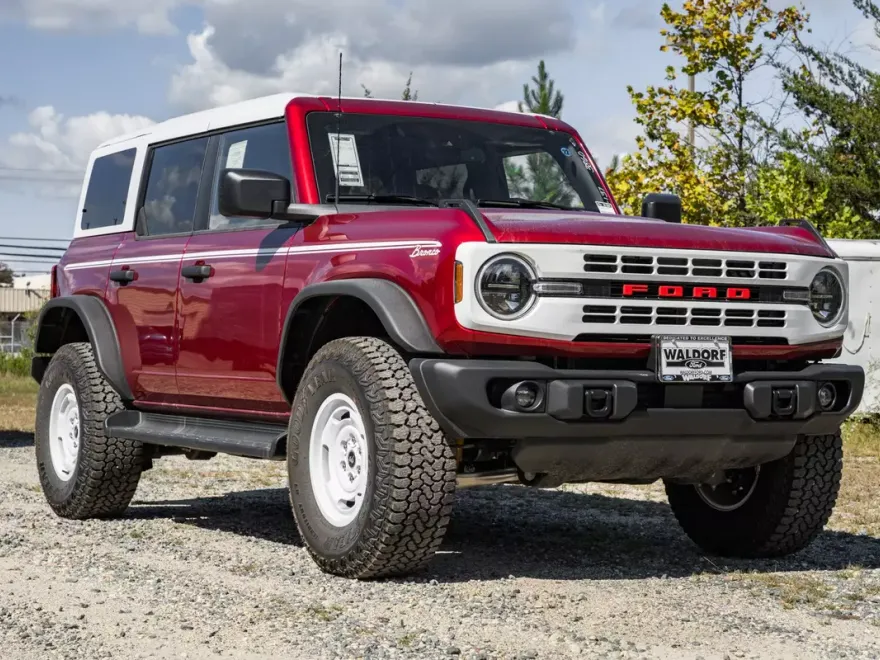 2025 Ford Bronco Heritage First Edition photo 1