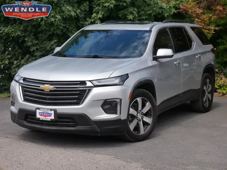 2022 Chevrolet Traverse Leather photo 1