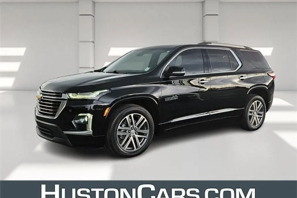 2023 Chevrolet Traverse High Country photo 1