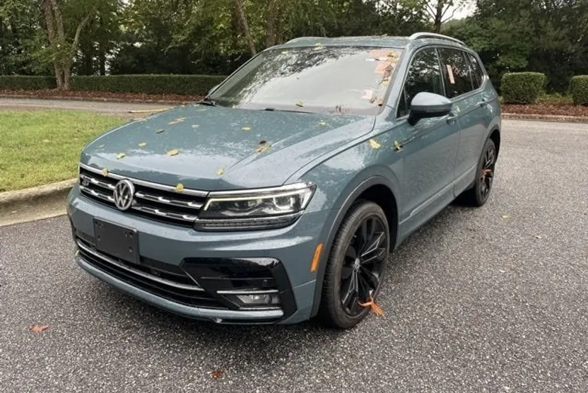 2020 Volkswagen Tiguan SEL Premium R-Line photo 1