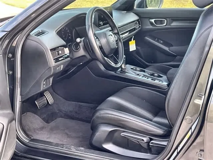 2024 Honda Civic Sport photo 1