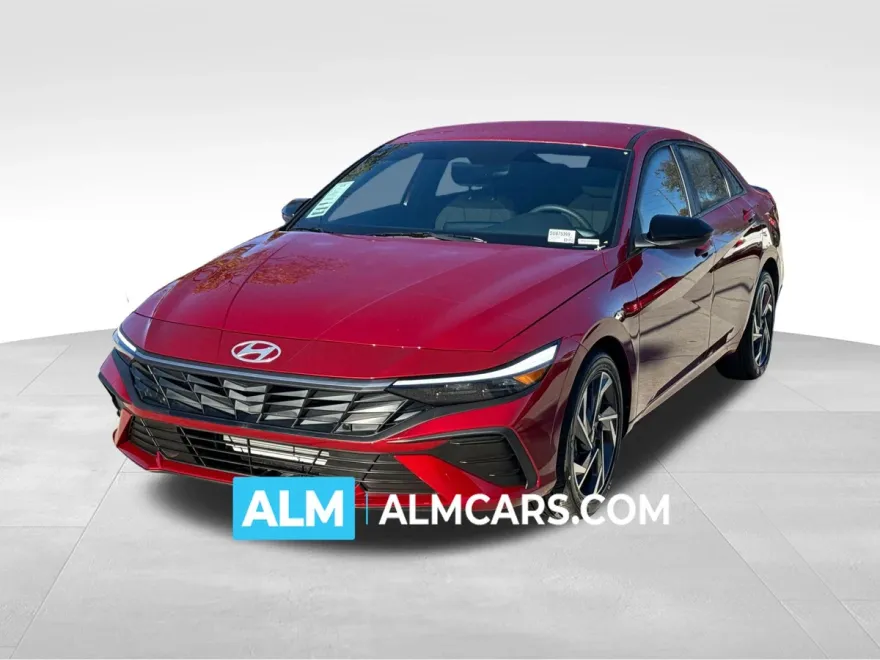 2025 Hyundai Elantra SEL Sport photo 1