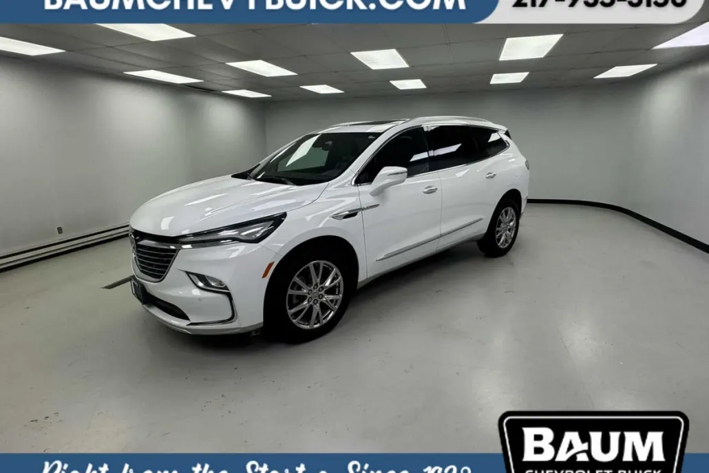 2023 Buick Enclave Essence photo 1