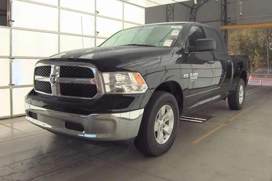 2021 Ram 1500 Classic SLT photo 1