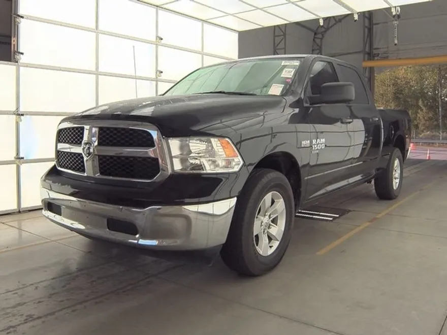 2021 Ram 1500 Classic SLT photo 1