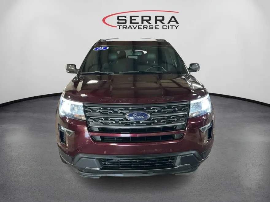 2018 Ford Explorer XLT photo 1