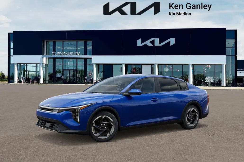 2025 Kia K4 EX photo 1