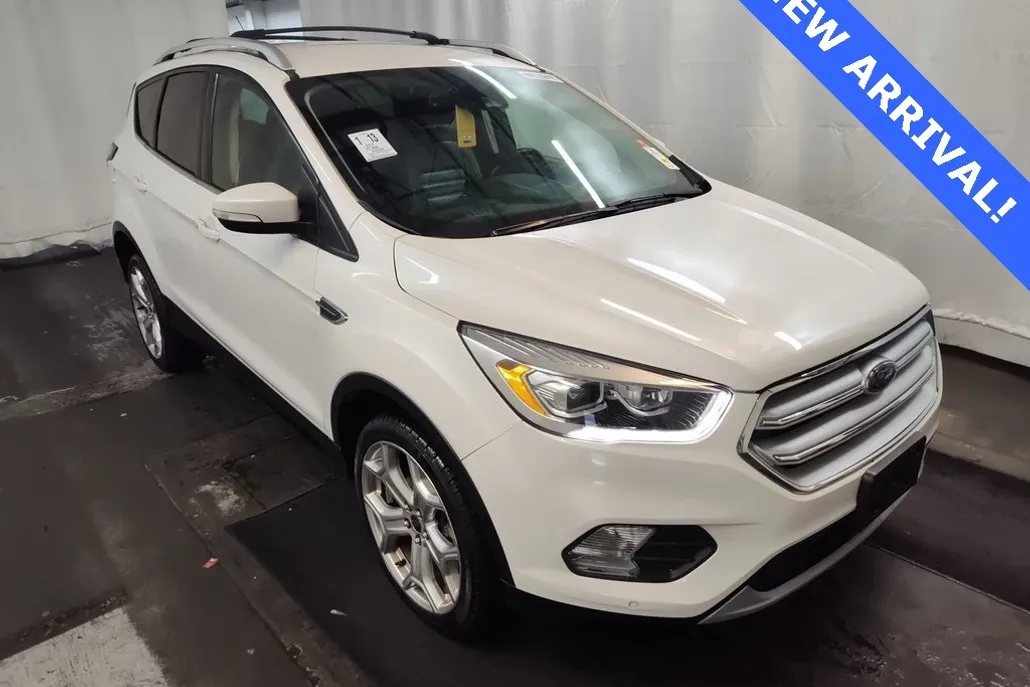 2017 Ford Escape Titanium photo 1