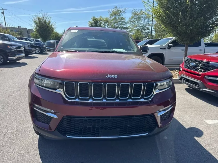 2025 Jeep Grand Cherokee Limited photo 1