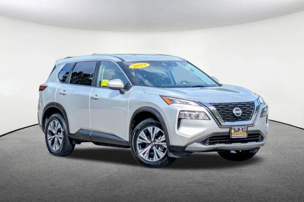2023 Nissan Rogue SV photo 1