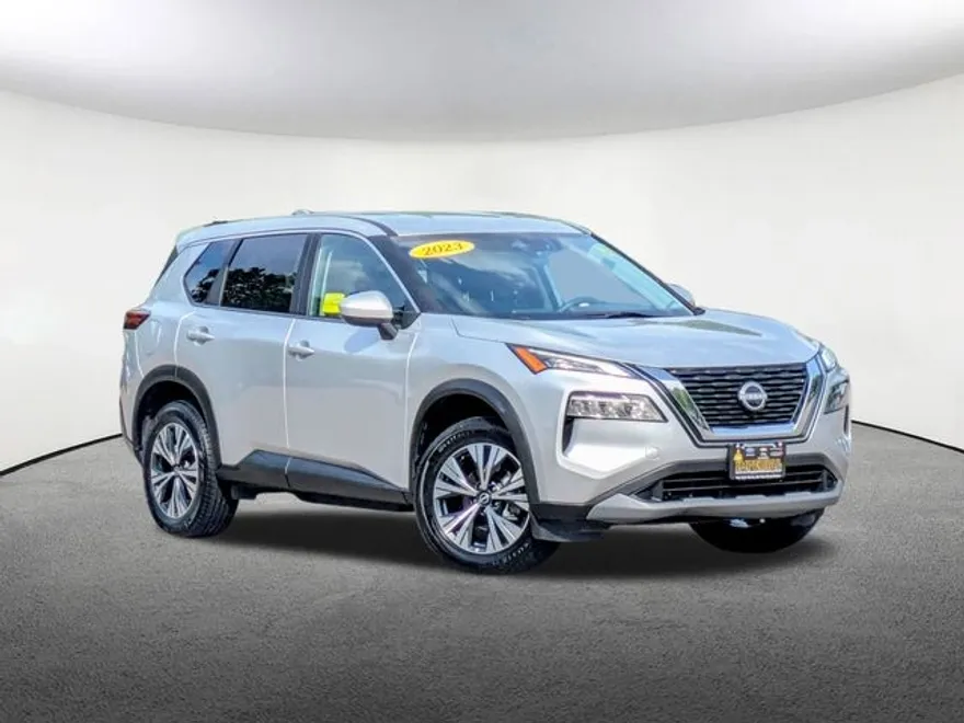 2023 Nissan Rogue SV photo 1