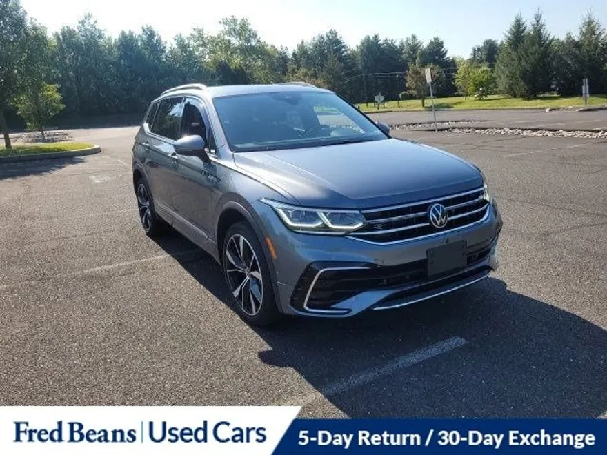 2022 Volkswagen Tiguan SEL Premium R-Line photo 1