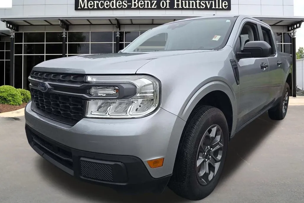 2024 Ford Maverick XLT photo 1