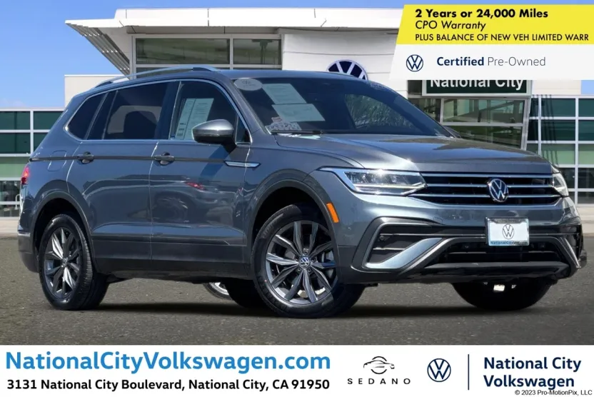 2022 Volkswagen Tiguan SE photo 1