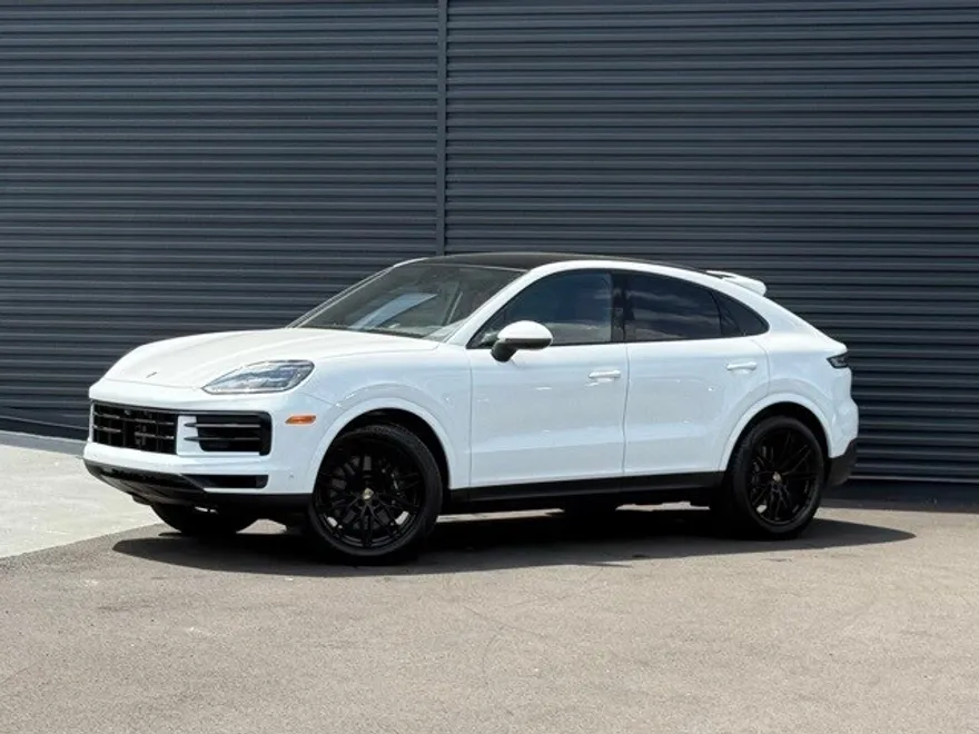 2025 Porsche Cayenne Coupe photo 1