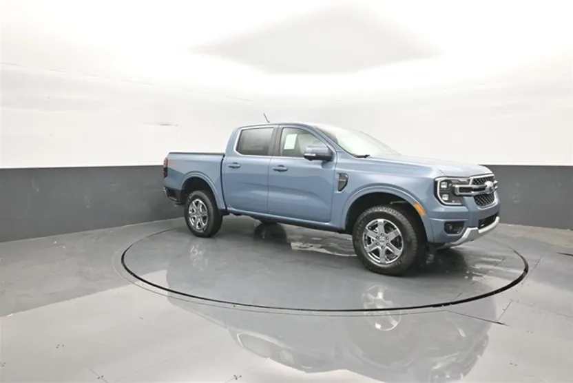 2025 Ford Ranger Lariat photo 1