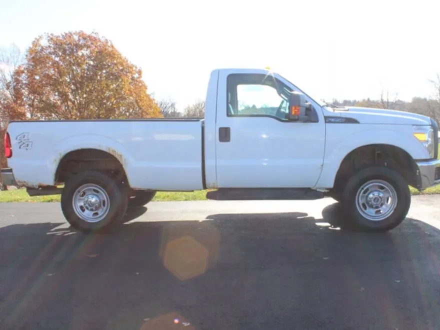 2015 Ford F-350 XL photo 1