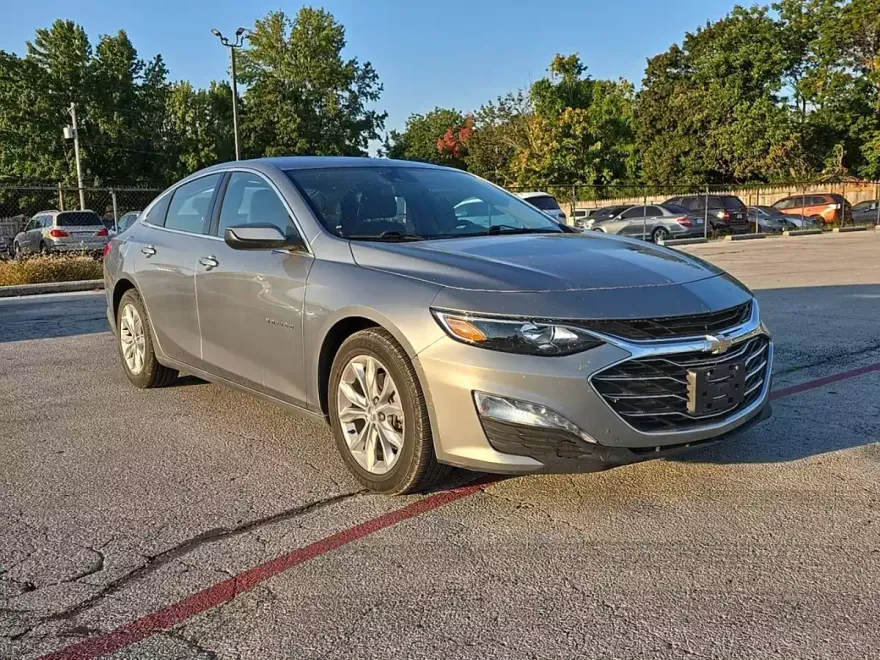 2023 Chevrolet Malibu 1LT photo 1